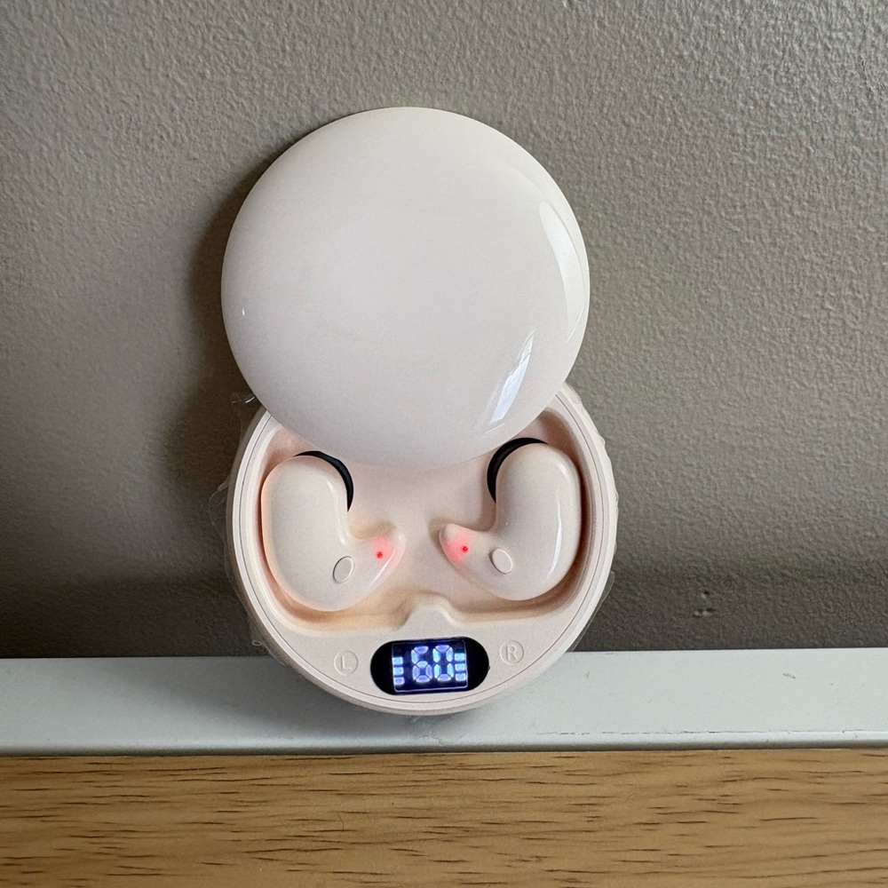 White Wireless Earbuds with Charging Case